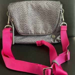 Lululemon crossbody
